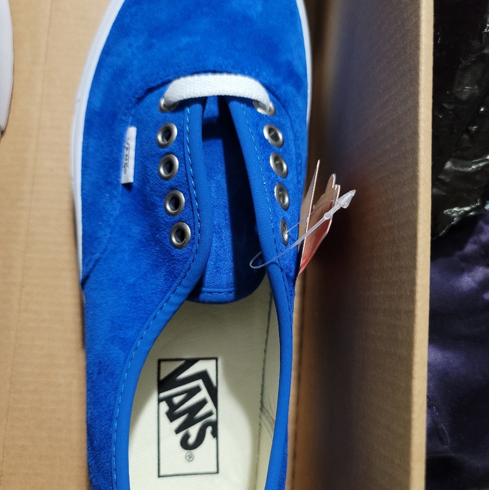 VANS